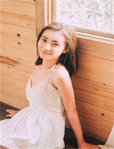 《美人教师》